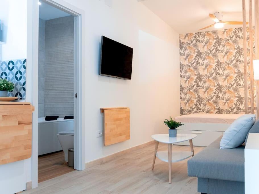 Acogedor Estudio En Triana Con Jacuzzi Y Wifi Sevilla Eksteriør billede
