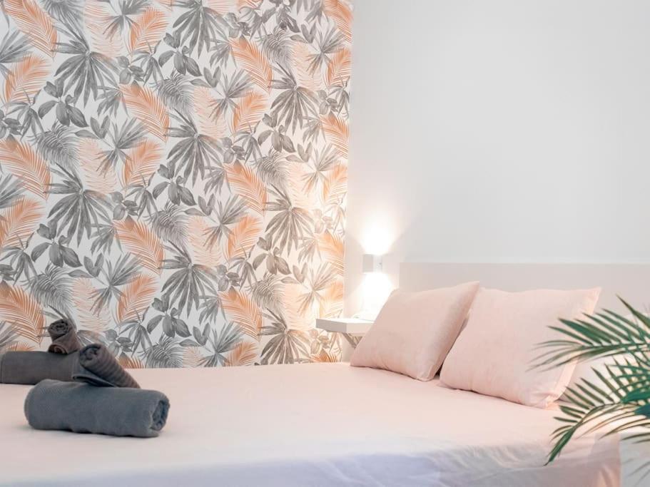 Acogedor Estudio En Triana Con Jacuzzi Y Wifi Sevilla Eksteriør billede