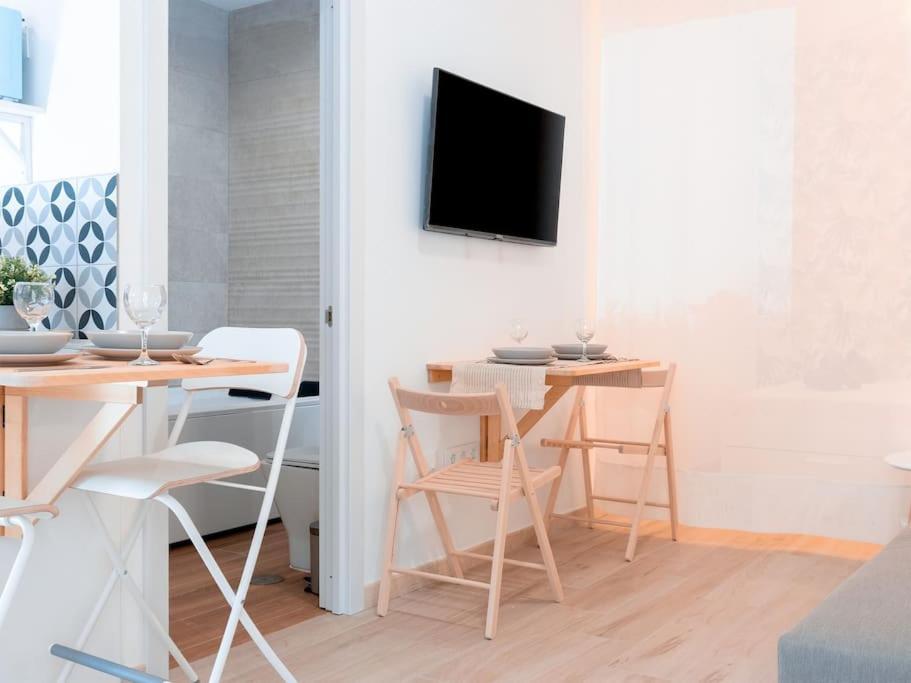 Acogedor Estudio En Triana Con Jacuzzi Y Wifi Sevilla Eksteriør billede