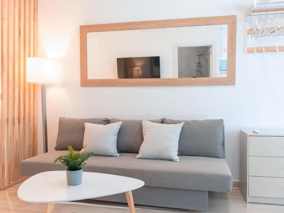 Acogedor Estudio En Triana Con Jacuzzi Y Wifi Sevilla Eksteriør billede